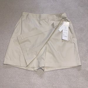 NWT Larry Levine Skort Size 8 Stone